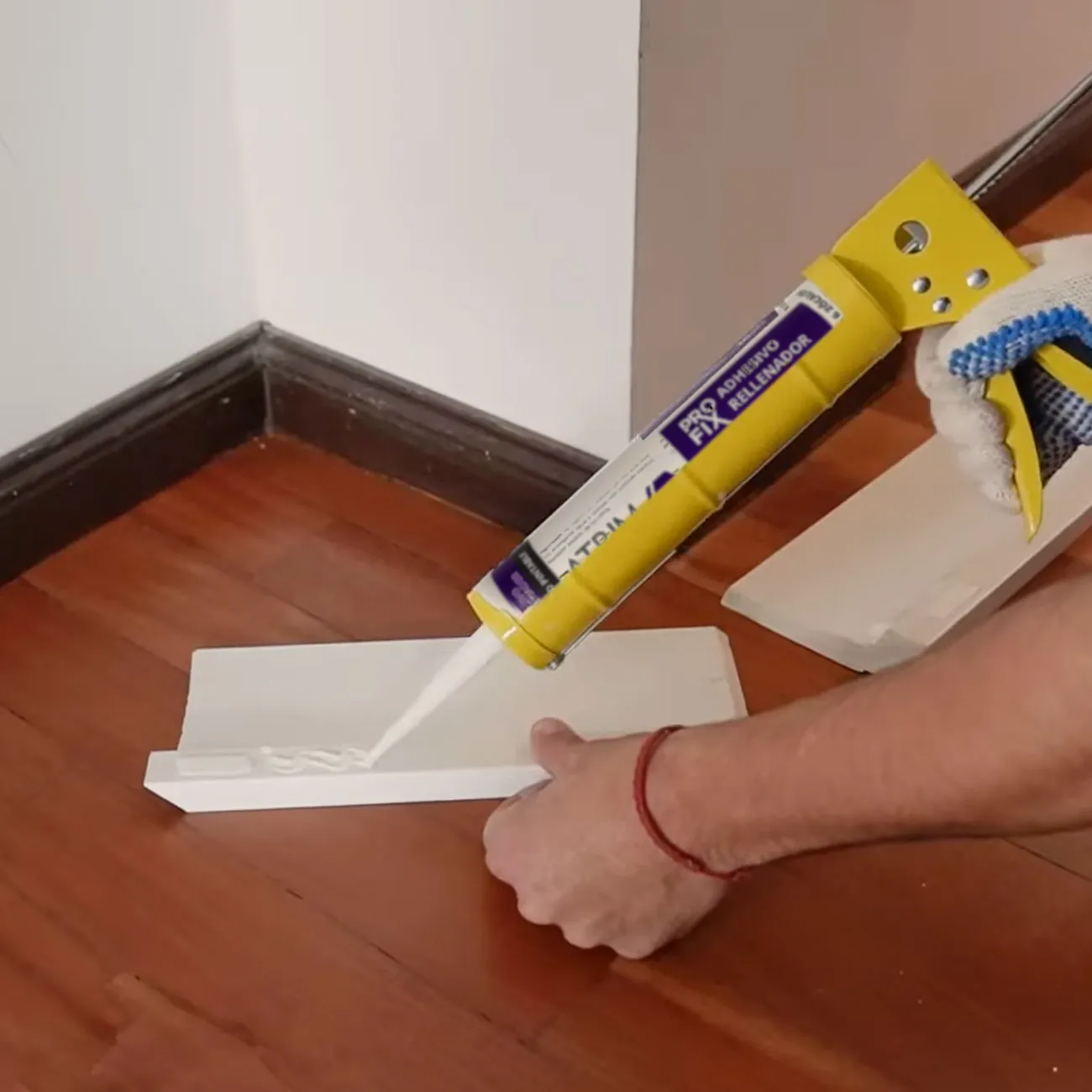 PROFIX ADHESIVO RELLENADOR CARTUCHO 330mL BLANCO - Imagen 2